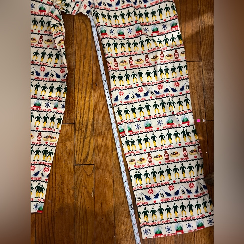 Elf Festive Patterned Pajama Pants Size: 10 - Picture 6 of 17